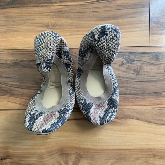 Yosi Samra snakeskin foldable flats 7